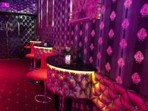    -  .    POLE DNCE -  1