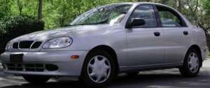    DAEWOO LANOS   - 220  -  1
