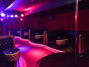    POLE DNCE   -  , 4000 . -  1