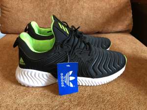   adidas AlphaBounce -  1
