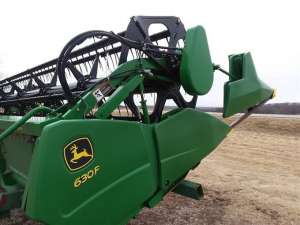   John Deere 630F 9  -  1