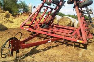  CASE IH 4600,  8,5 . -  1