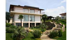 / -Royal Hills   -  1