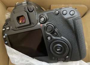 Canon eos mark iv   5d   -  1