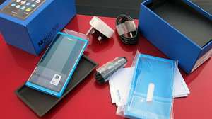 Nokia N9 64GB- $400 (  ) -  1
