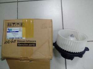 ���������� ��������� K1040112 (blower motor) ��� Doosan MEGA 400 - ����������� 1